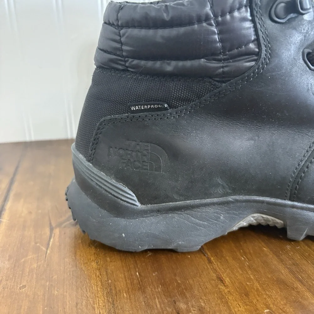 The North Face Thermoball Versa Chukka II Boots Mens 10.5 Waterproof Black Lace